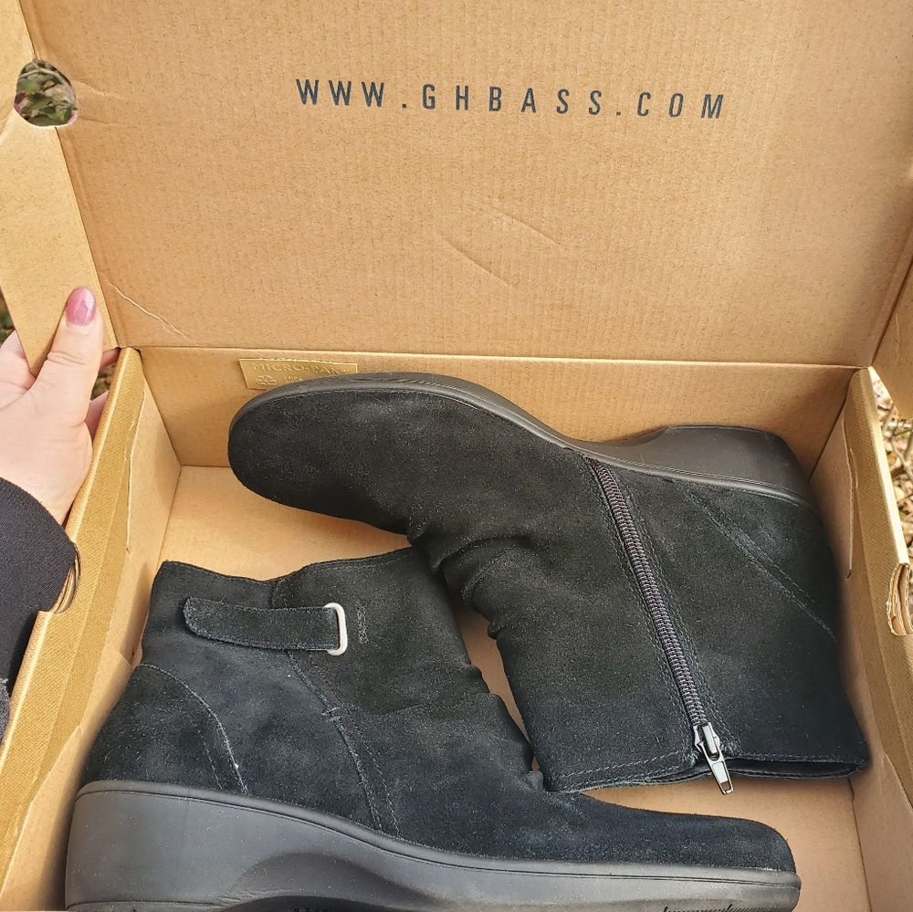 LIKE NEW G.H. Bass & Co | Monica Lite Comfort Boot - Picture 4 of 9